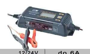 Inteligentna ładowarka akumulatorowa MW-SC6B z zaciskami, obsługująca 12/24V do 6A.