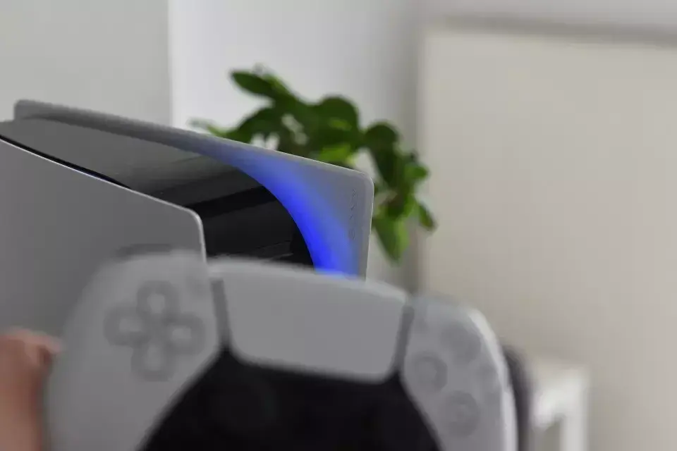 Jak włączyć konsolę? PS5, Xbox, Switch szybkie rozwiązania