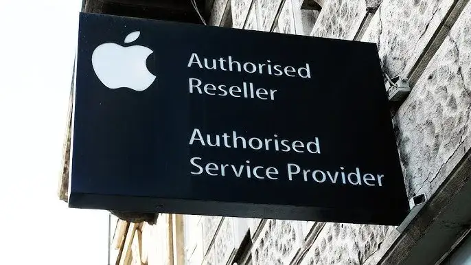 Autoryzowany serwis Apple vs niezależny porównanie