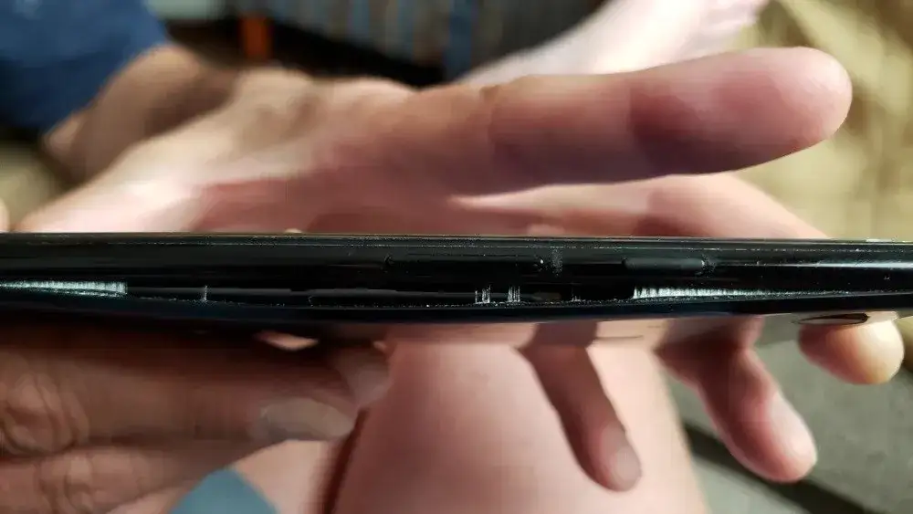 Xiaomi Redmi 4A spuchnięta bateria