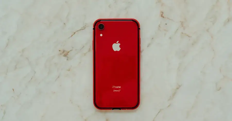iPhone XR objawy zużytej baterii