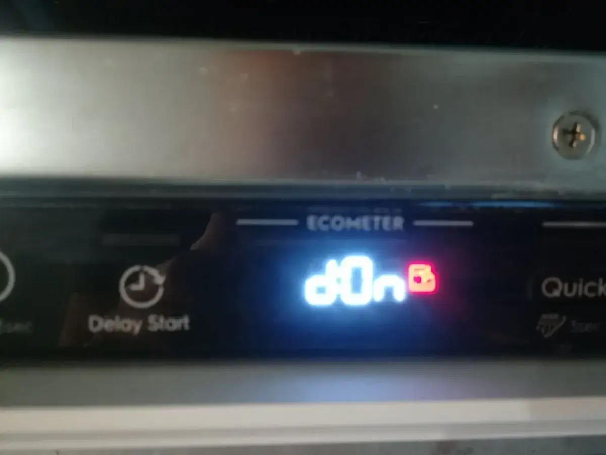 Zmywarka Electrolux: świecące kontrolki